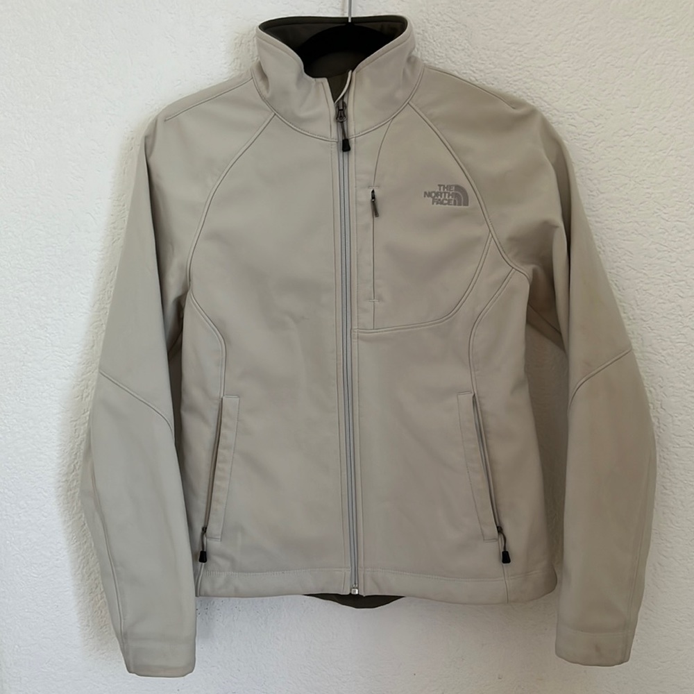 Womens North Face Jacket - Small - Waterproof